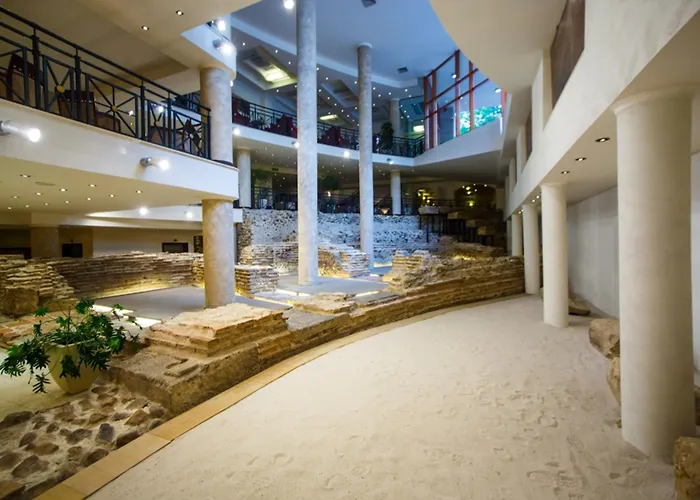 Хотел Arena Di Serdica 5*