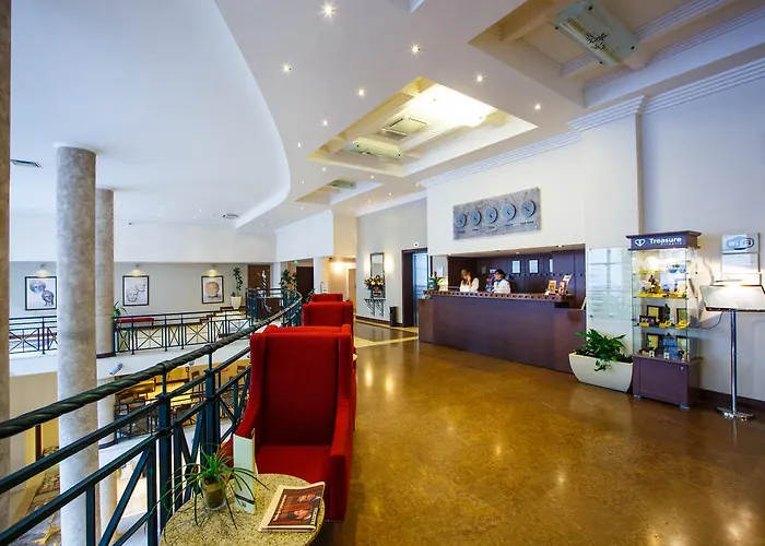 Хотел Arena Di Serdica 5*