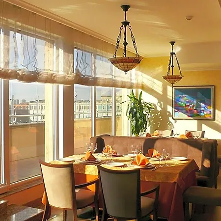 Arena Di Serdica Hotel 5*