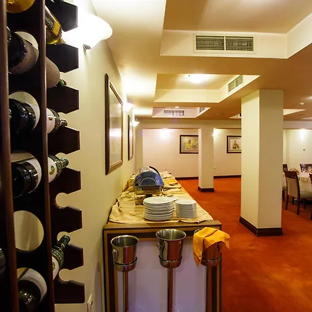 Отель Arena Di Serdica