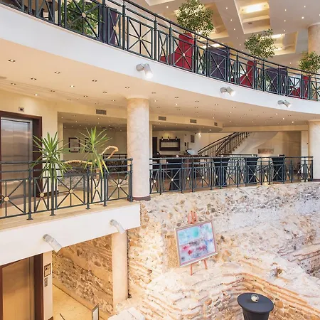 Arena Di Serdica Отель 5*