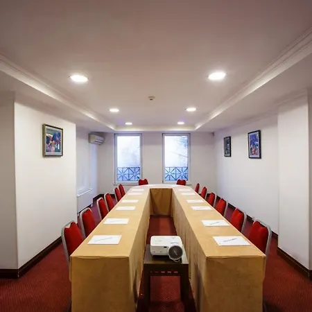 Arena Di Serdica Hotel