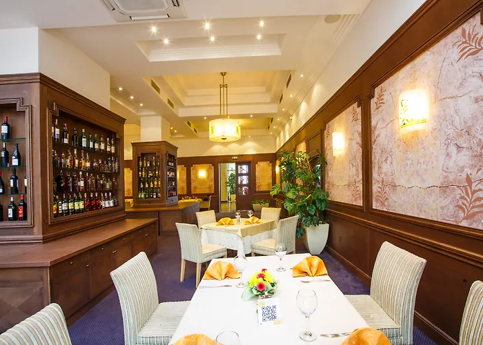 Hotel Arena Di Serdica 5*